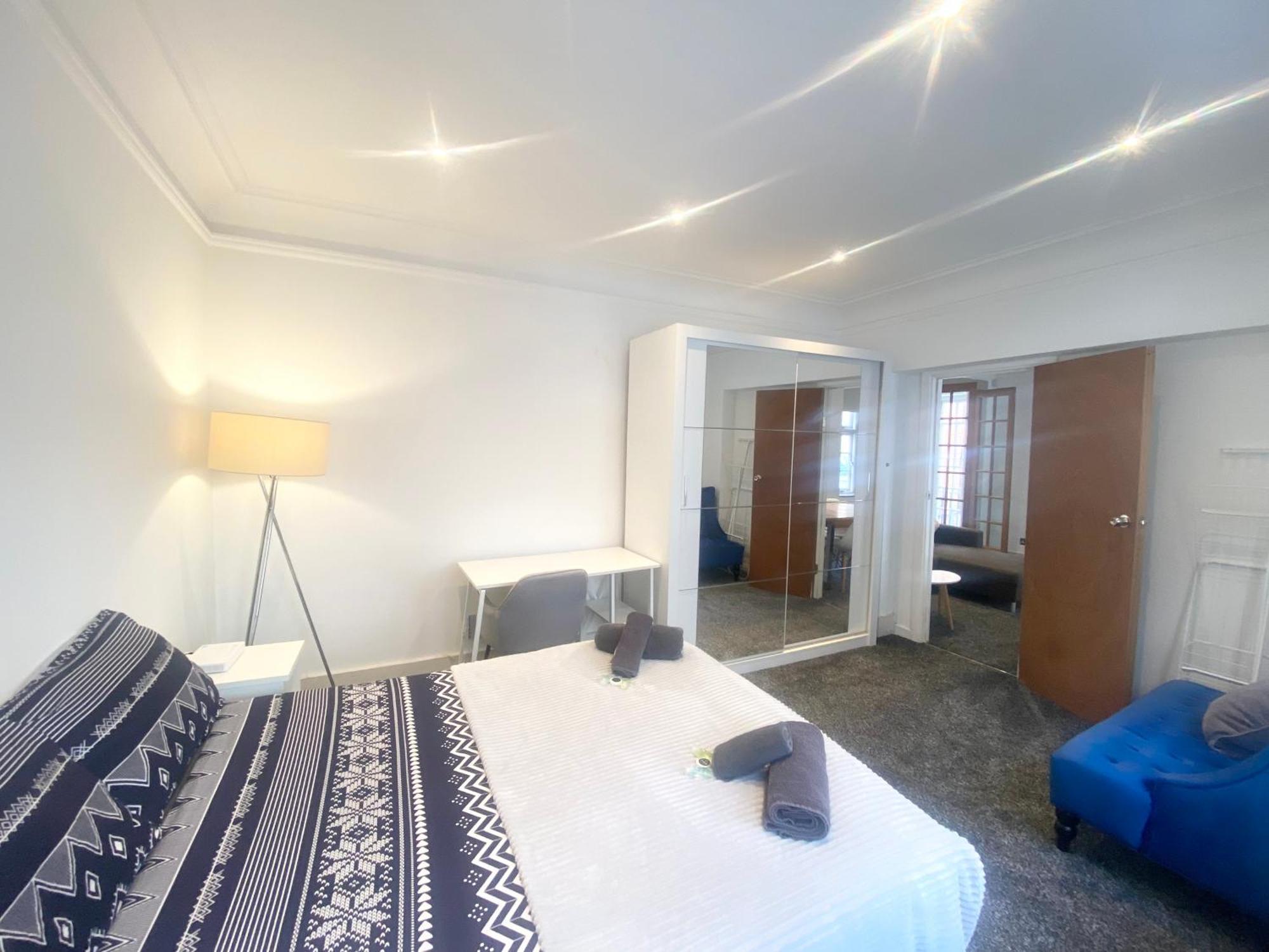 House With 4 Bedrooms Marylebone High Str * Londra